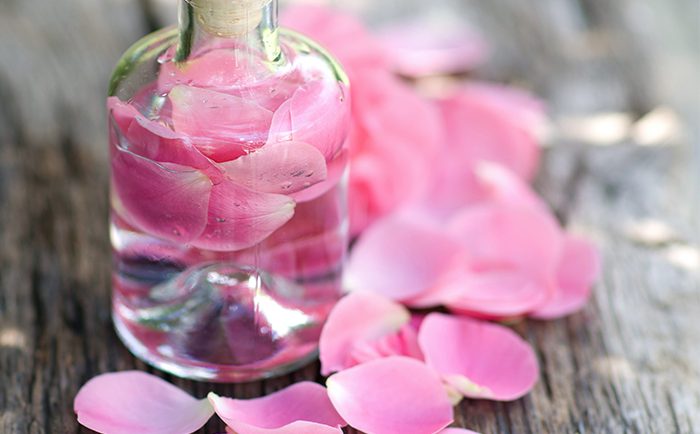 Les 3 eaux florales indispensables